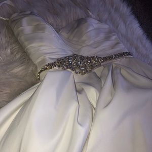 David’s bridal wedding dress strapless